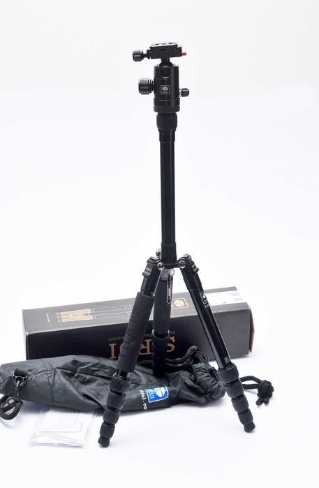 Tripé Sirui de viagem T-005KX