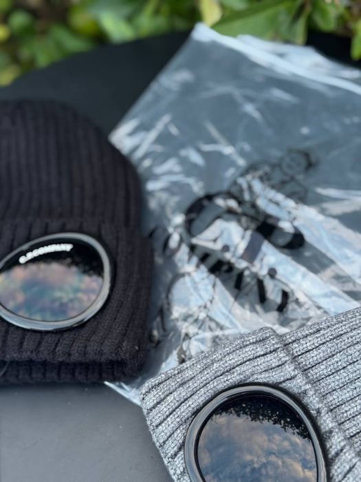 Шапка от C.P COMPANY