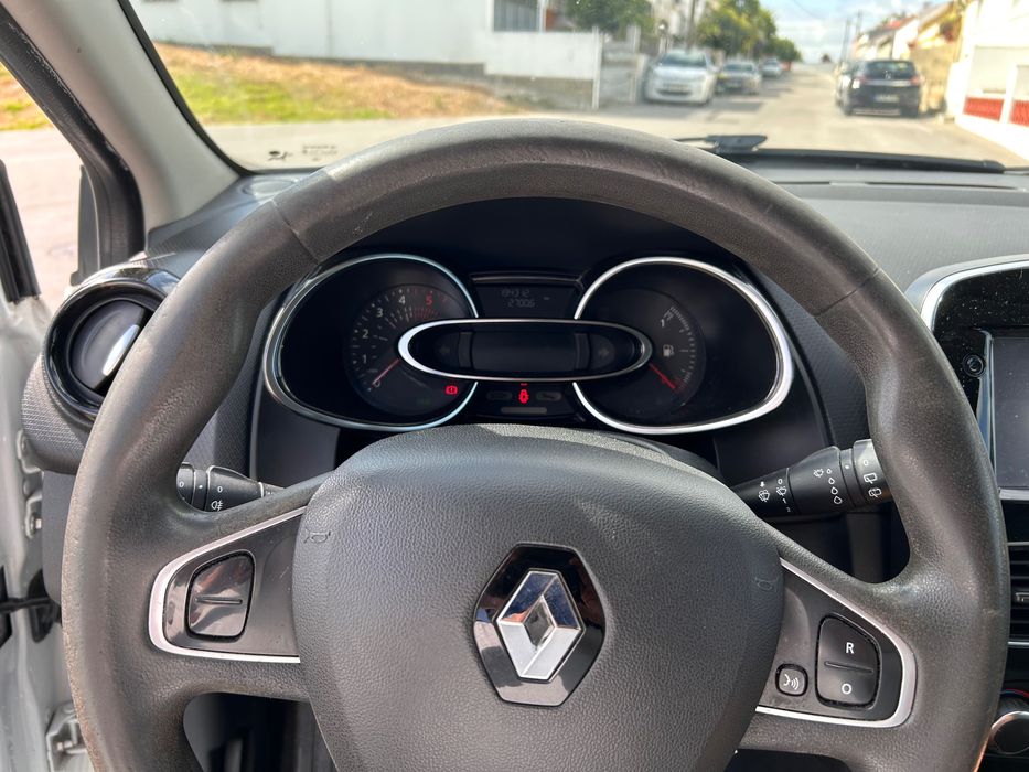 Renault Clio Sport Tourer Energy DCI 90 Business