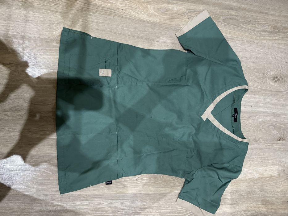 Odzież medyczna - bluza xs 7 DAYS