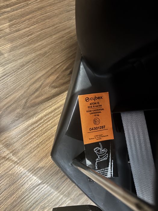 Fotelik cybex anton q z bazą