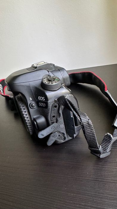 Canon 80 D вживаний в ідеальному стані