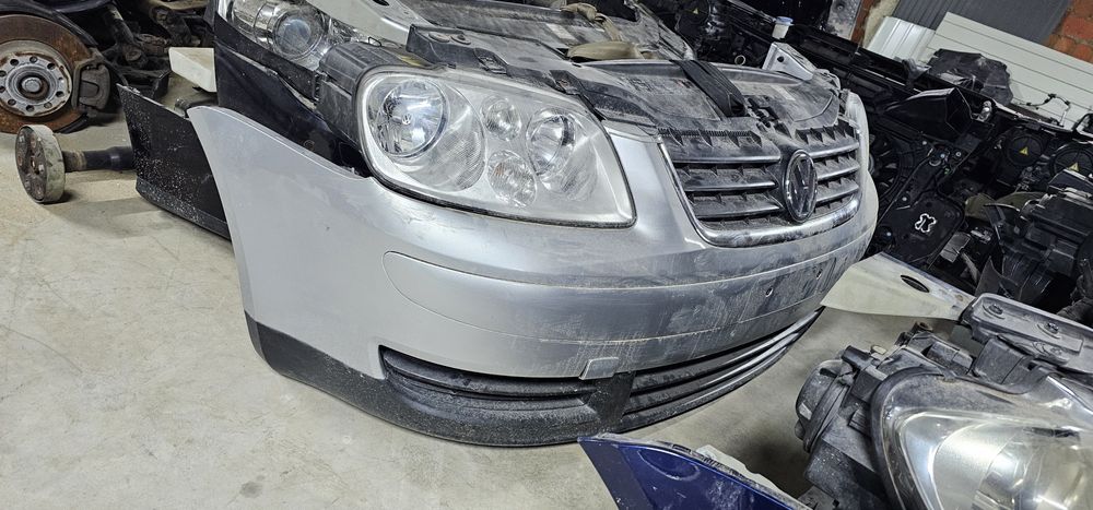 Запчастини Запчасти Разборка Двигун VW Touran 2005 1.6FSI Тоуран 2004.