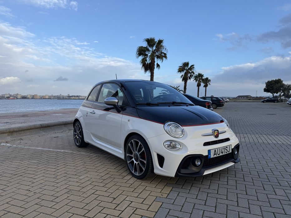 Abarth 595 turismo 165cv ano 2017  49,000km aceito retoma trato finaci