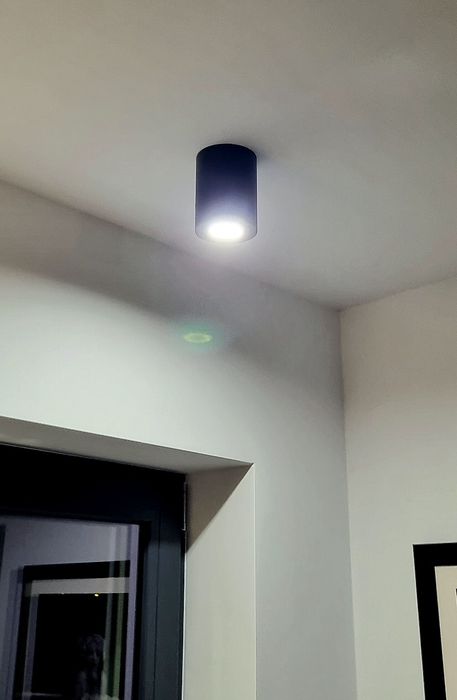 Lampa sufitowa tuba