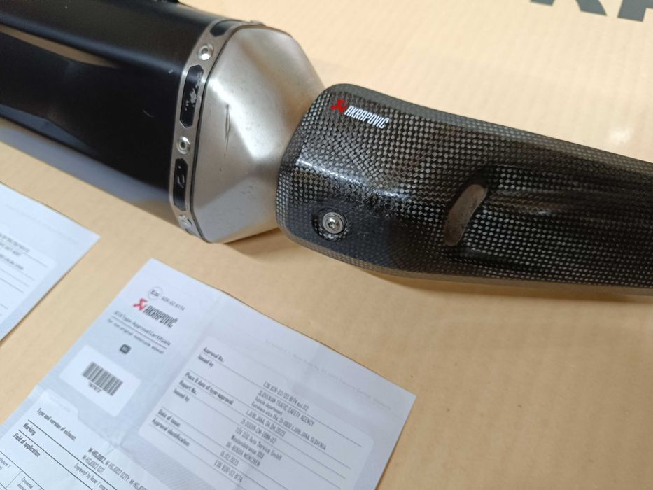 Ponteira Akrapovic Yamaha Tenere 700 Black Color