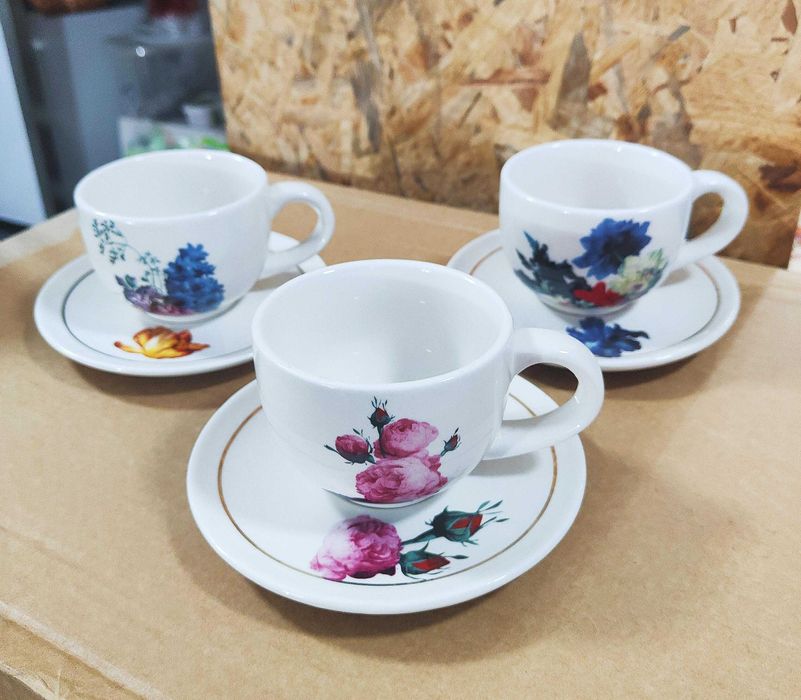 Conjunto de 3 Chávenas com Pires