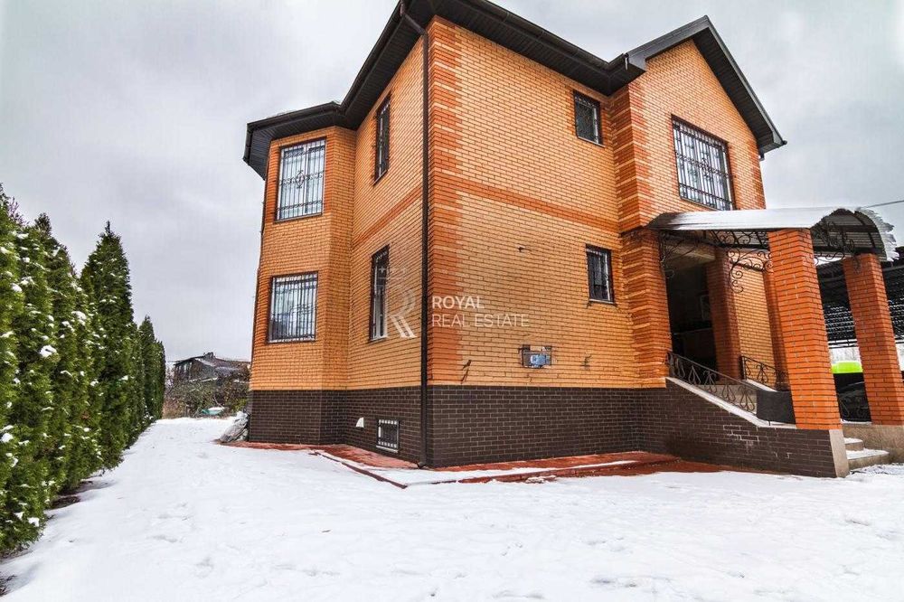 Продаж Будинок Київ Деснянський район вул. Тодося Осмачки 305 м² 5 кімнат Басейн Генератор Камін Тераса Гараж Автономність