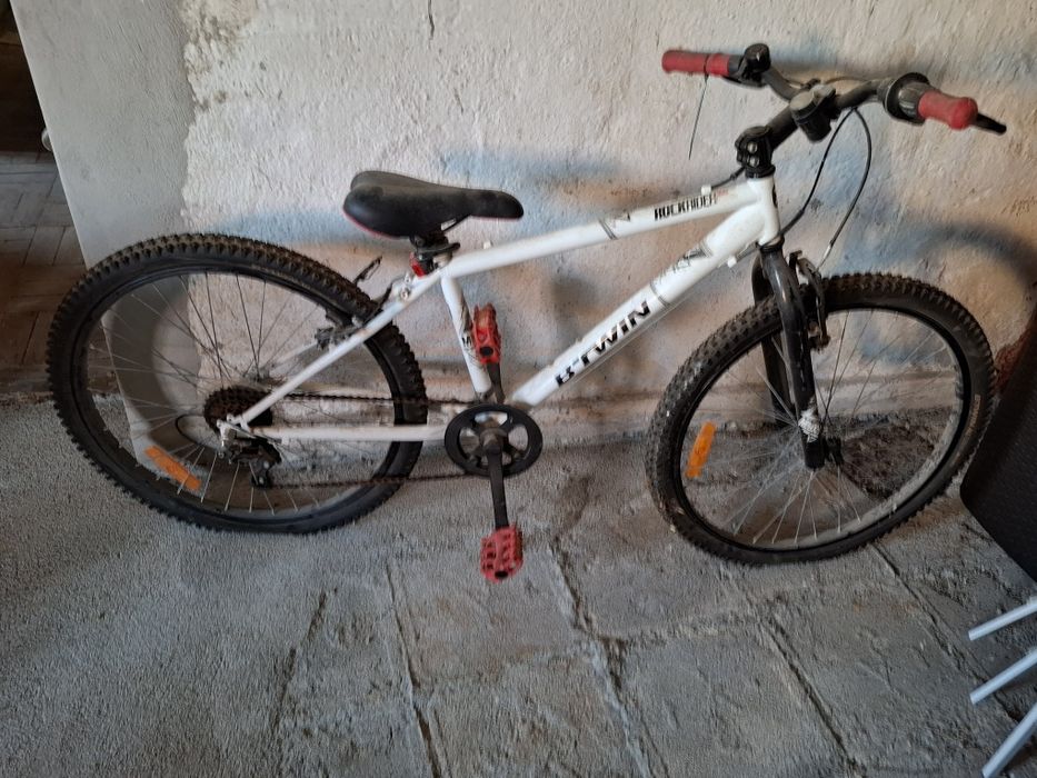 Bicicleta Rockrider BTT Branca e Preta