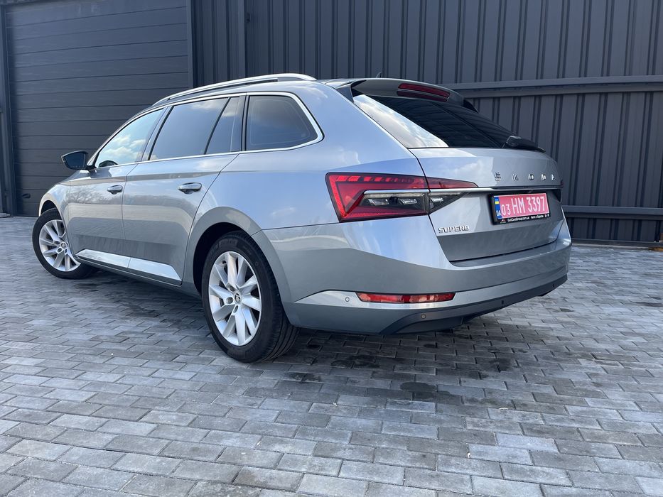 Шкода суперб skoda superb 2021 рік 2.0 тді