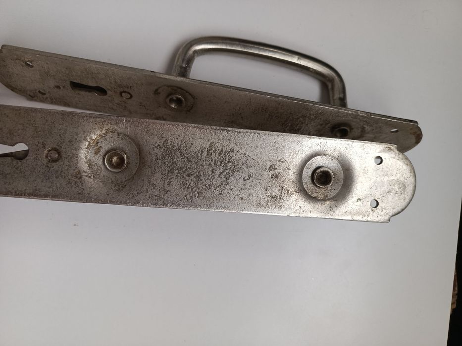 Ручки дверные стальные 27 см