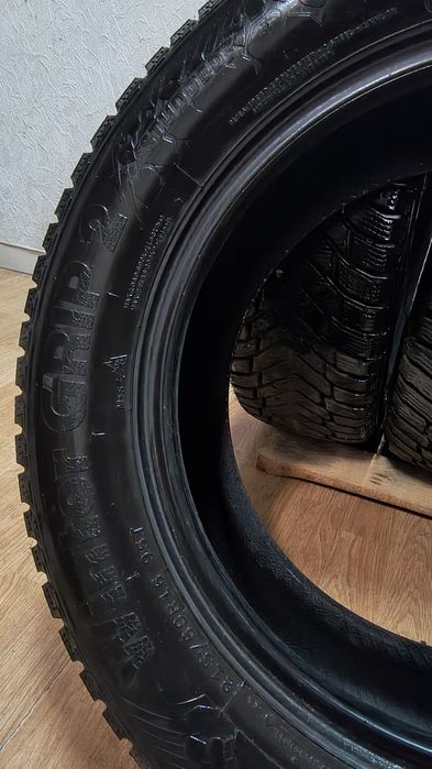 Шини зима 215/60/16  linglong green max winter grip 2