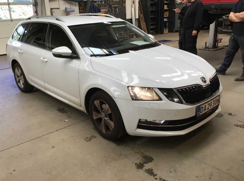 Skoda Octavia Skoda Octavia 1,4 DSG najtansza dobrze wyposazona w pelni sprawna lift