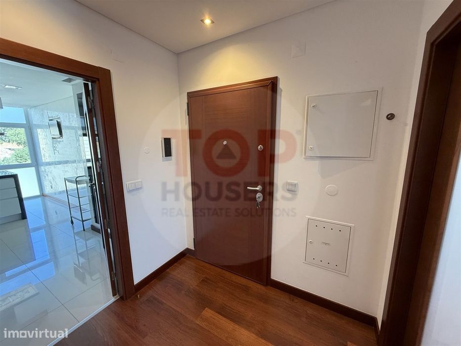 Apartamento T2 arrendar-condominio fechado