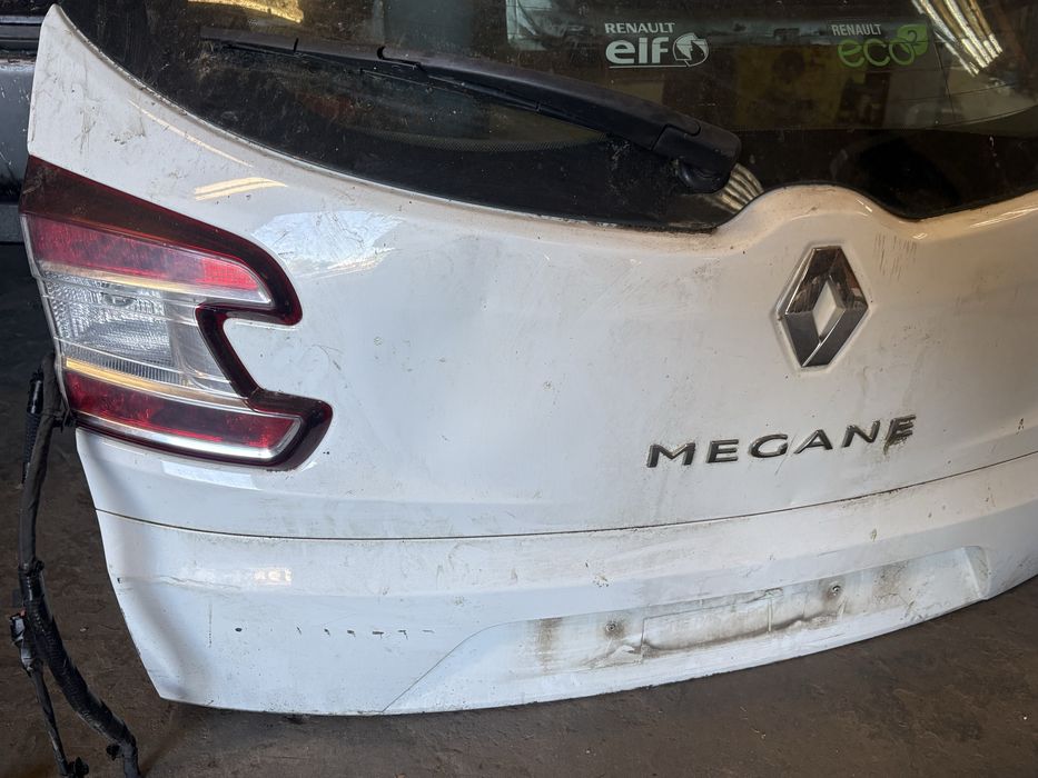 Tampa da mala Renault Megane grandtour III