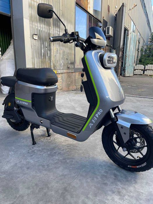 Продаж скутера електро