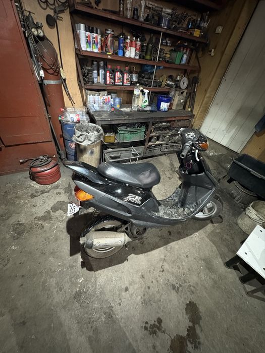 Продам мопед ямаха зр
