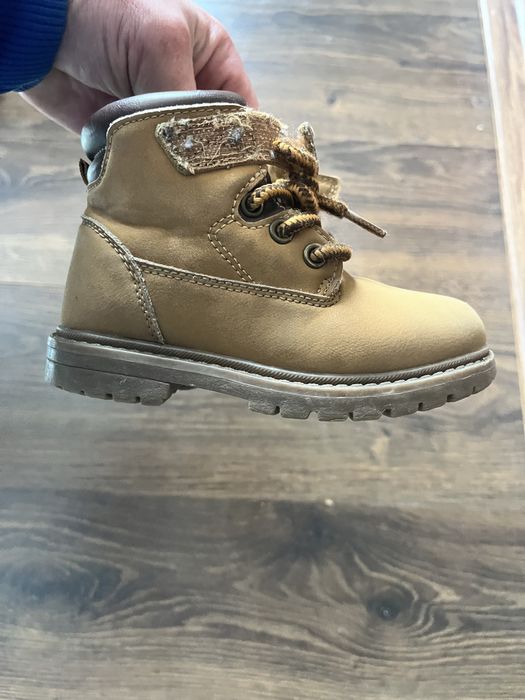 Дитяче взуття бу 1-2 рочки