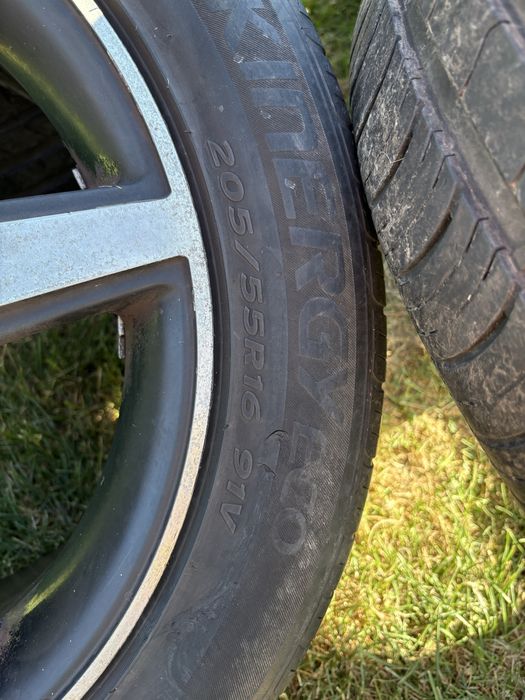 Komplet kół Mercedes AMG 16” z oponami