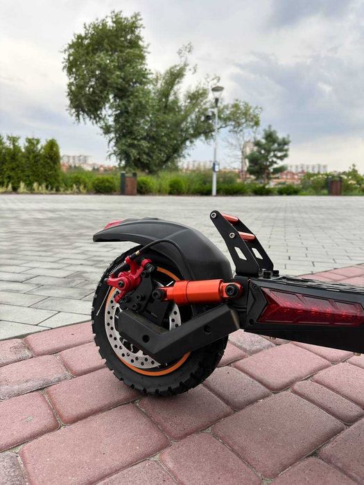 Електросамокат X-Boost Scooter 02 2400W, Ємність Батареї 23Ah, Швидкість 65 км/год, Електросамокати