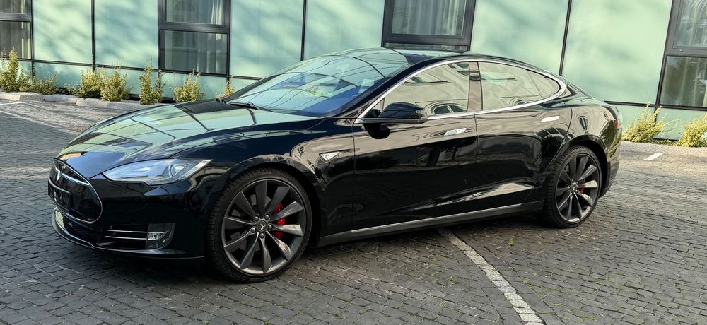 Tesla Model S Super Car Tesla S P85D 772KM Performance w Idealnym Stanie