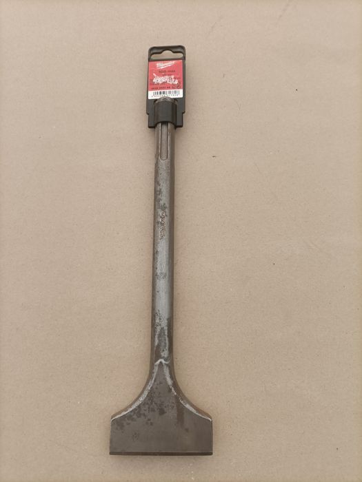Milwaukee dłuto do skuwania betonu płytek SDS-Max 80x300mm młot