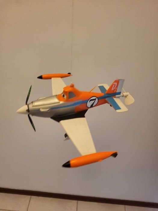 Avião Dusty Crophopper Mattel Disney