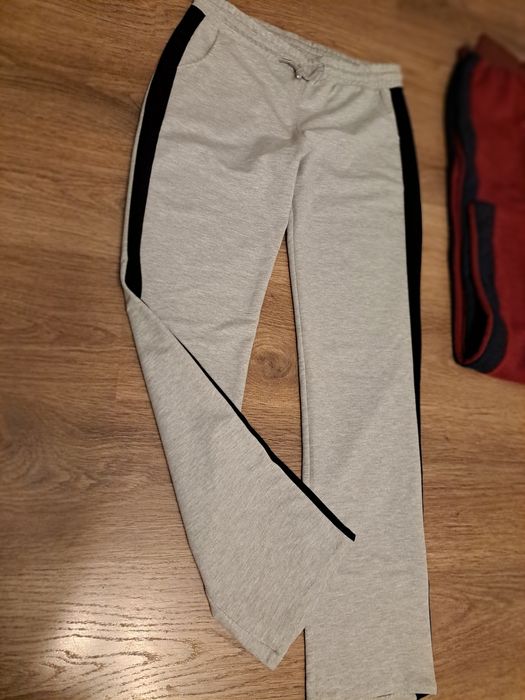 Костюм спортивный тёплый  48-50 ,шорты