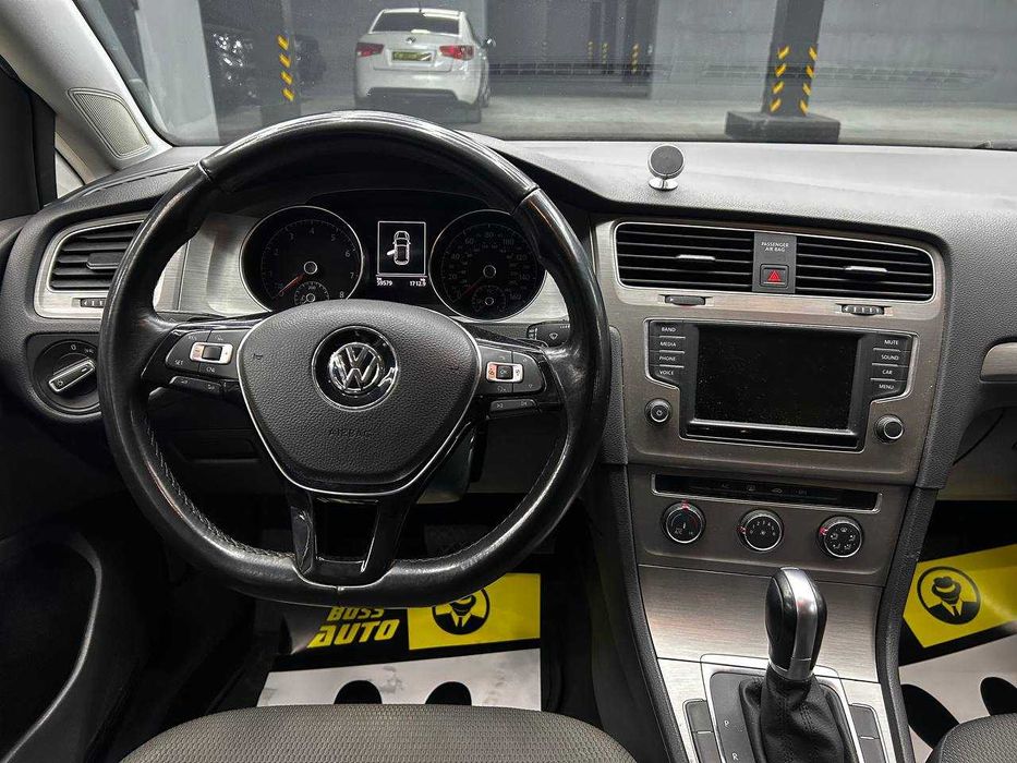 Volkswagen Golf 2016