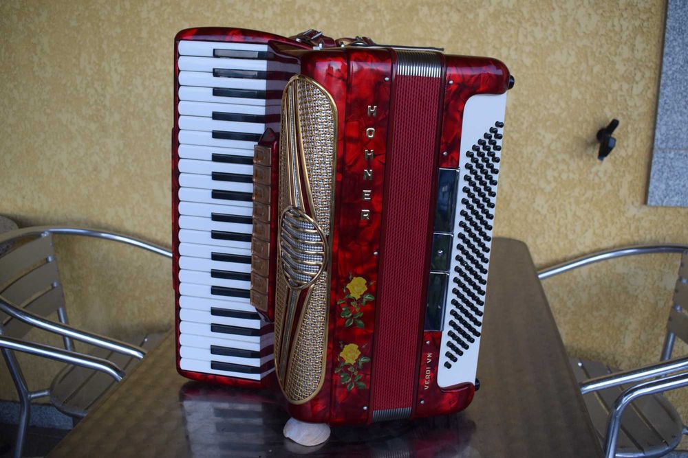 Acordeao hohner Verdi VN 4 Voz, N .51