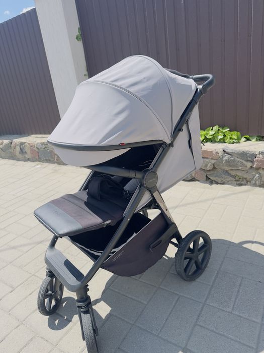 Продам Прогулянкову коляску Carrello Bravo 2024року.