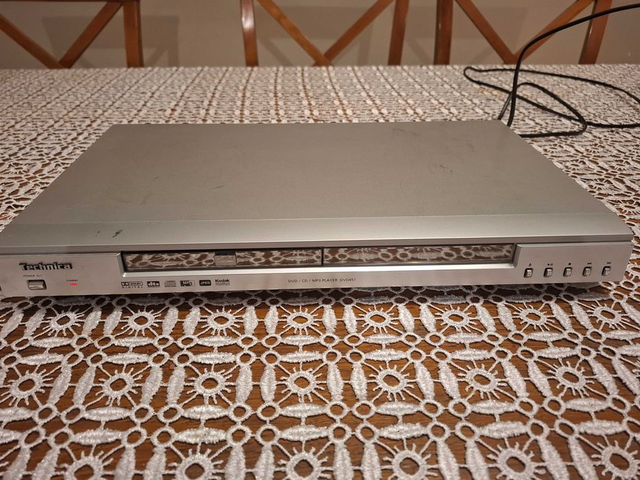 Odtwarzacz DVD - Technica
