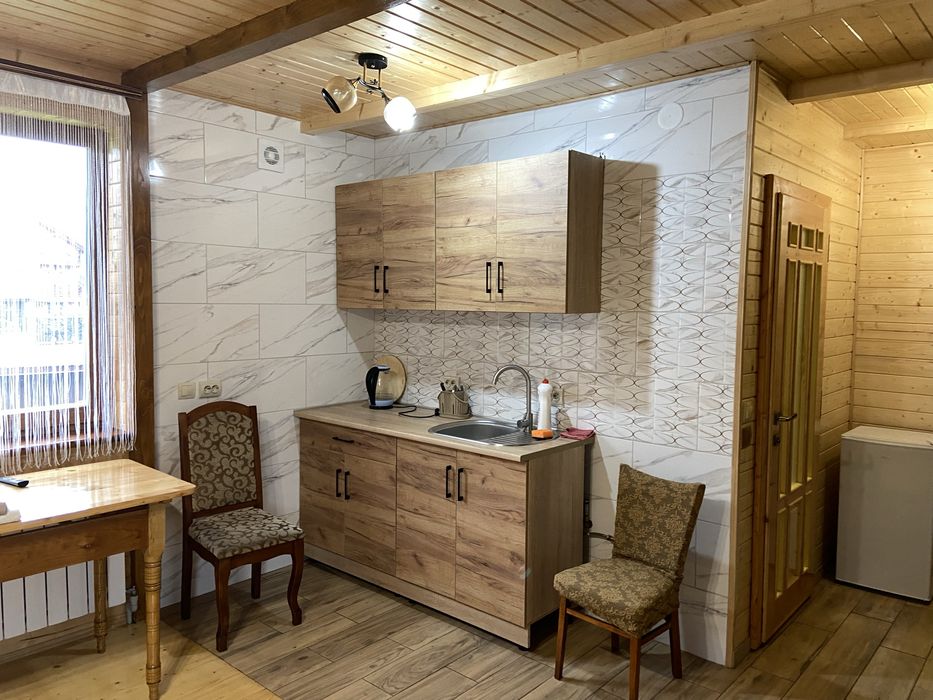 Здам номер з міні кухнею Кваси біля сан  Гірська Тиса