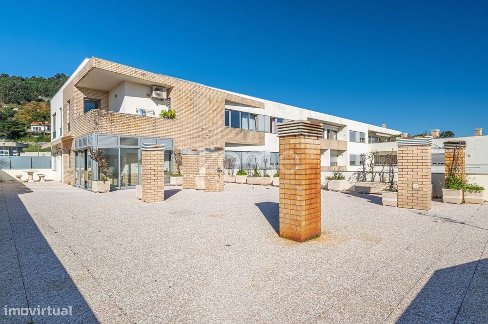 Apartamento T3 Avenida 25 de Abril