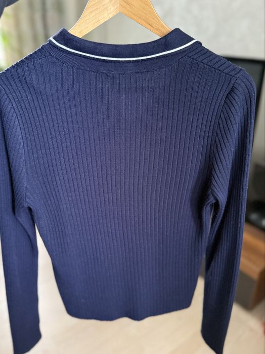 Кофтинка-поло в стилі old money Stradivarius