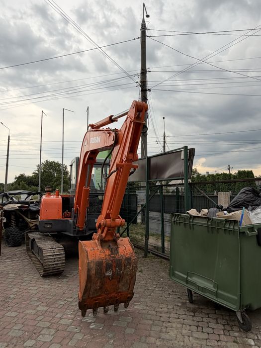 Екскаватор Doosan 55 V