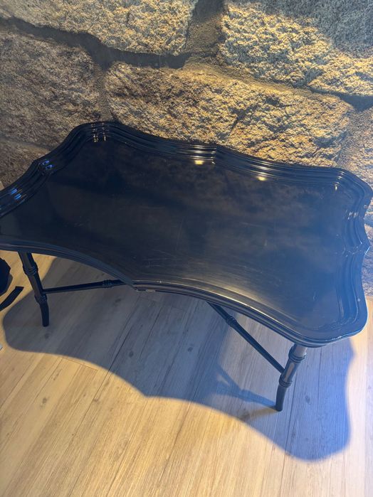 Mesa de Apoio lacada Cor Preta