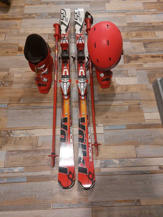 Narty Buty Kijki Kask