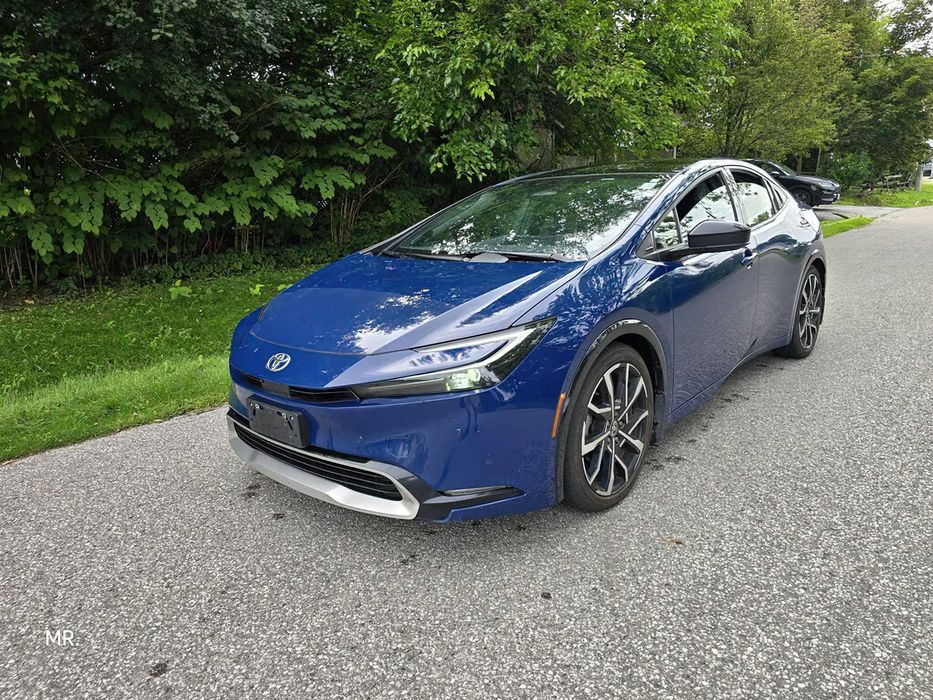 Toyota Prius Prime      2021