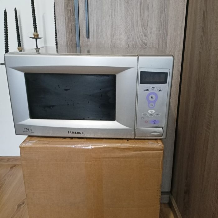 Kuchenka mikrofalowa Samsung