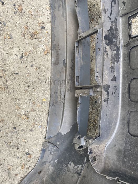 Передний бампер BMW E90 E91 дорестайл