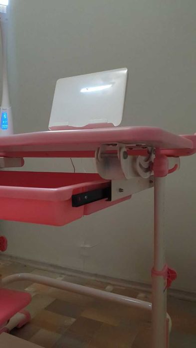 Стіл письмовий/парта