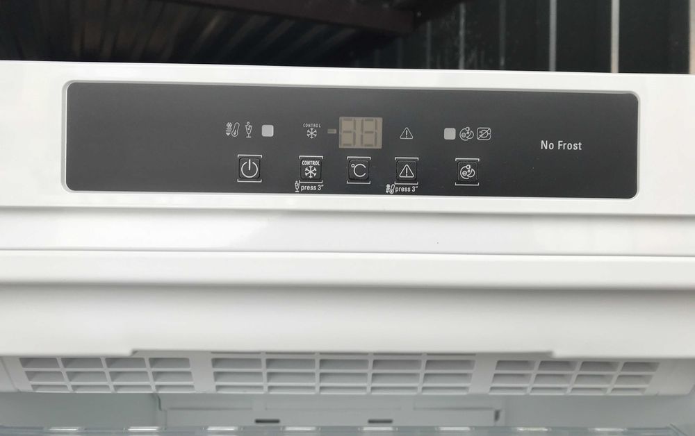 Zamrażarka szufladowa BAUKNECHT No-Frost - 165 cm.