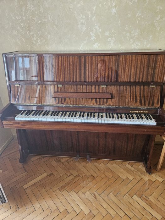 Піаніно "Україна"