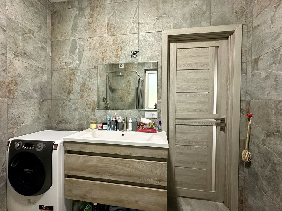 Продам таунхаус з ремонтом