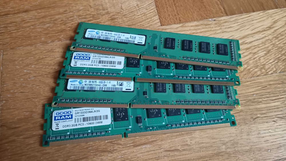 Pamięć RAM 4 x 2GB (8GB) DDR3 1333MHz