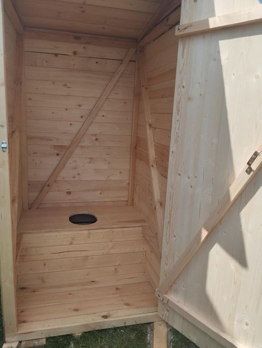 Toaleta drewniana WC