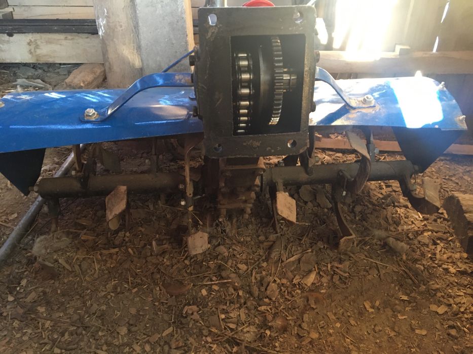 Продам мотоблок зубр 10 кс