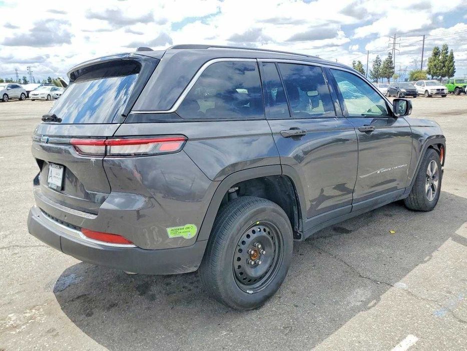 2023 Jeep Grand Cherokee 4xE plug-in hybrid
