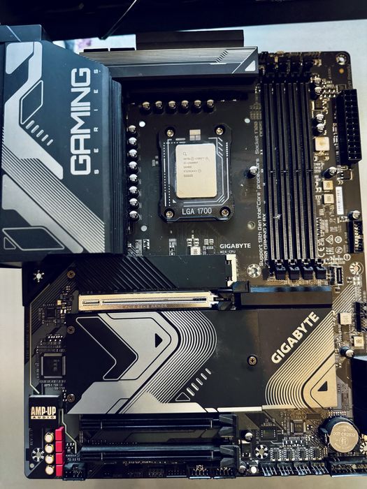 Z790 X Gaming X Ax DDR5+ I5-13600kf + Aio Silver Monkey 360mm